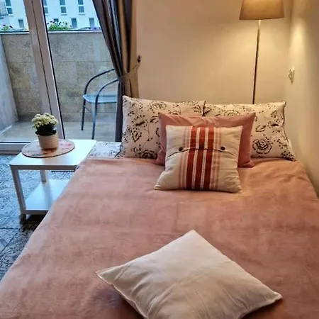 Apartament Zachodni Z Balkonem 4 Osoby Warszawa Zewnętrze zdjęcie